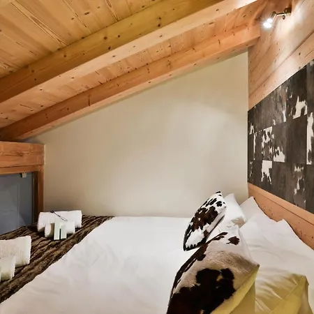 Arte 12px Hot Bath Sauna Les Houches