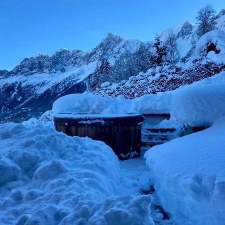 Chalet Arte 12px Hot Bath Sauna Les Houches
