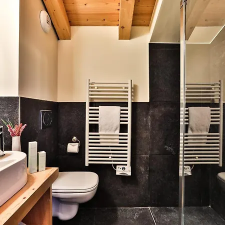 Arte 12px Hot Bath Sauna Chalet *