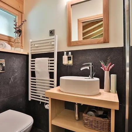 Arte 12px Hot Bath Sauna Les Houches