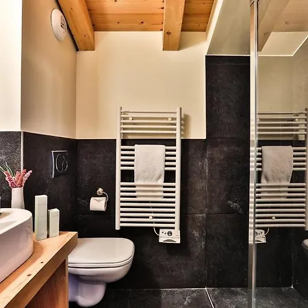 Arte 12px Hot Bath Sauna Chalet