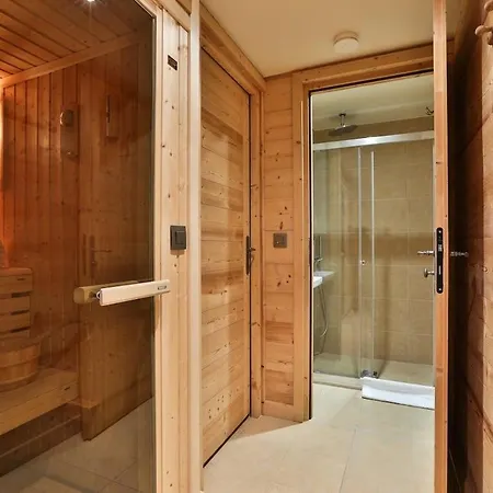 Chalet Arte 12px Hot Bath Sauna *